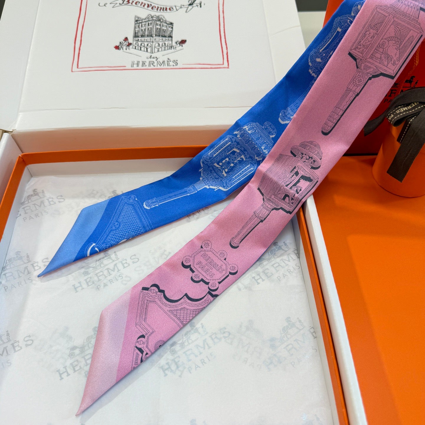 Hermès Twilly İpek Eşarp
