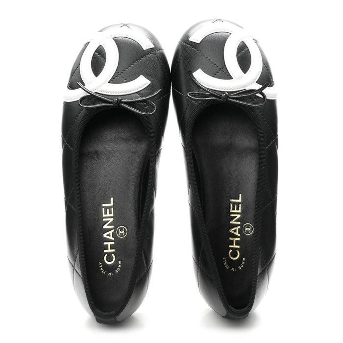 Lambskin Quilted CC Cambon Ballet Flat Black White