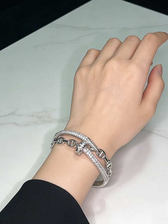 Cartier V Gold Bileklik Serisi