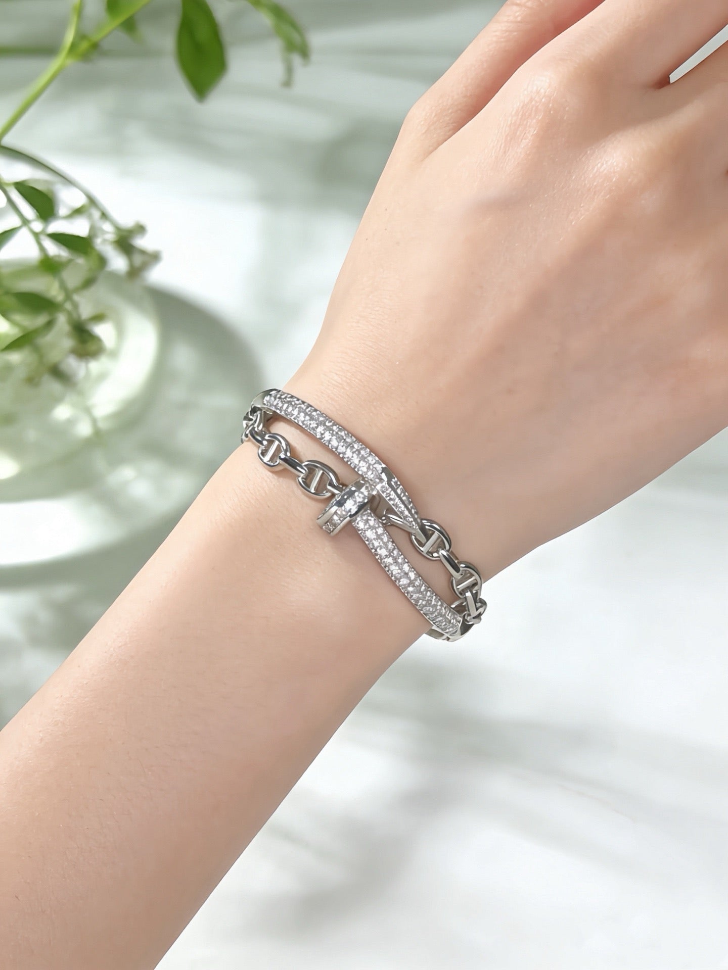 Cartier V Gold Bileklik Serisi